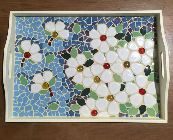 decorar bandejas con teselas