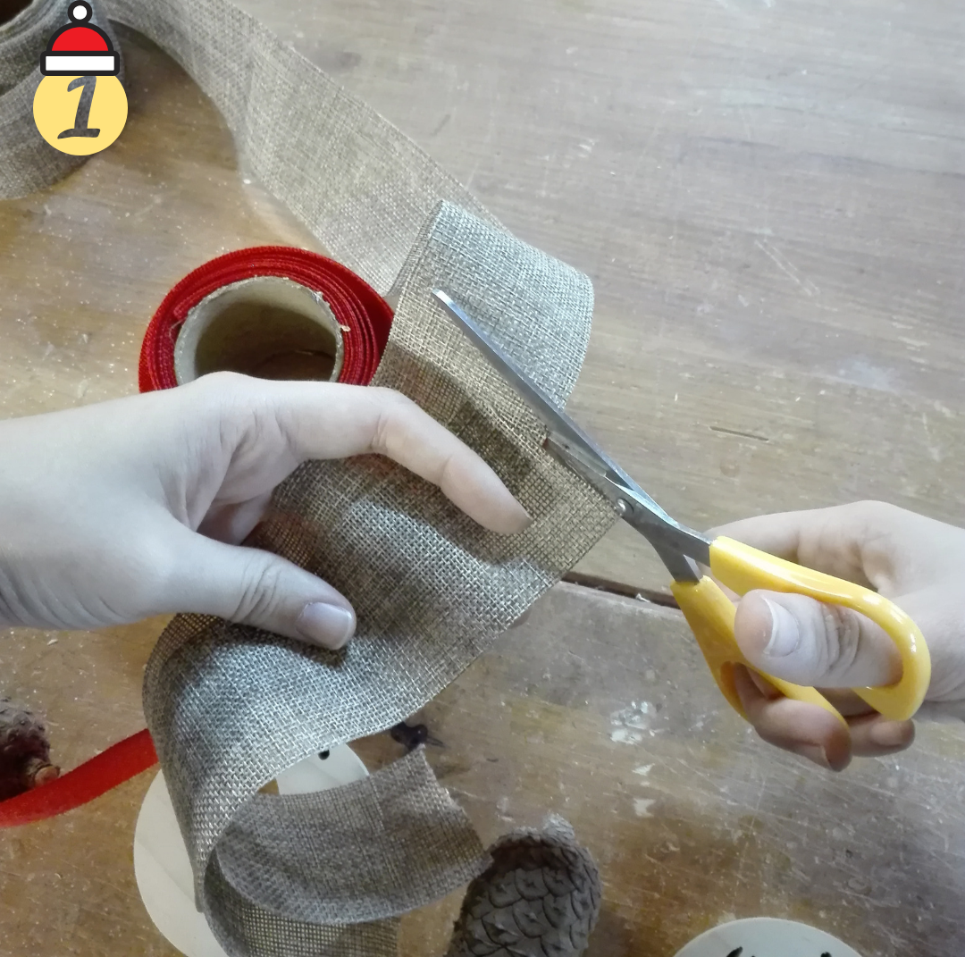 guirnalda navidad madera