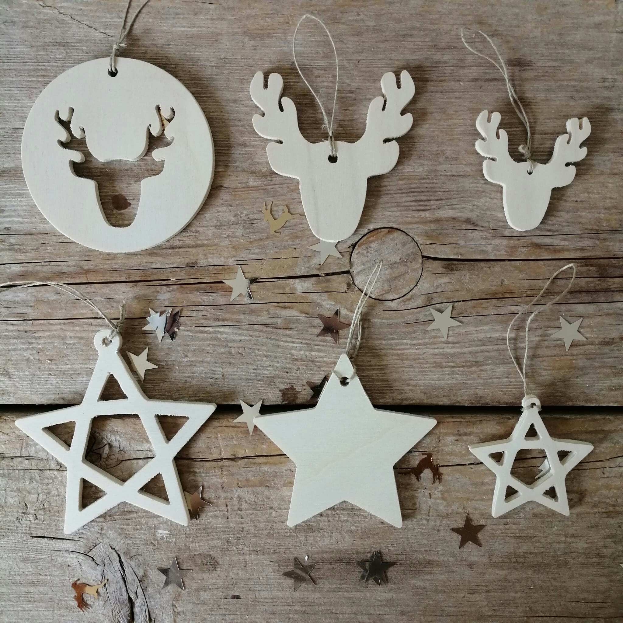 adornos navideños en madera