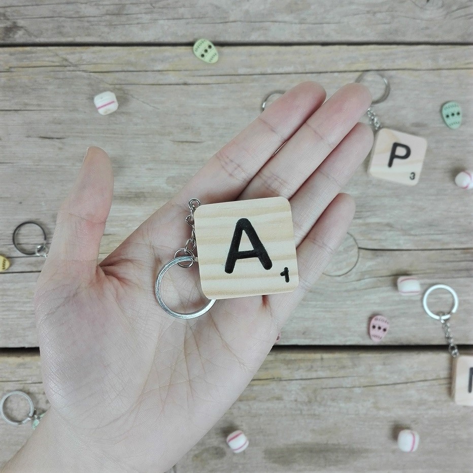 Llaveros de madera letras Scrabble