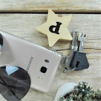 Estrella de madera llavero